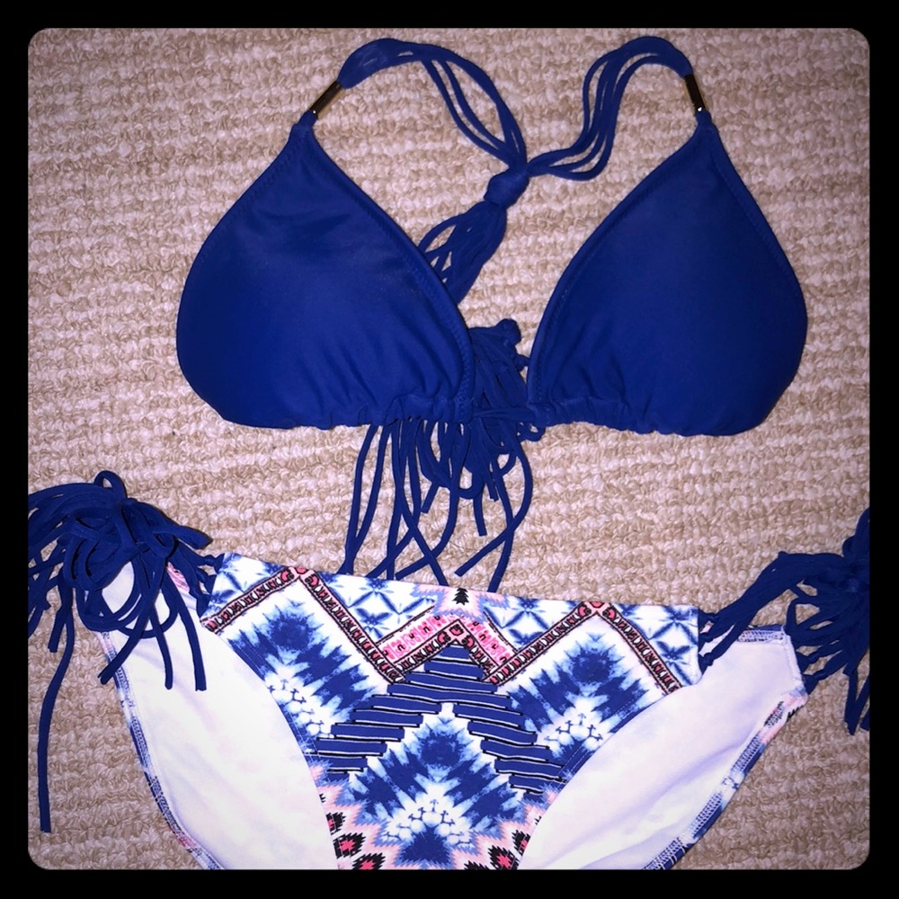 Cute stringy bathing suit!